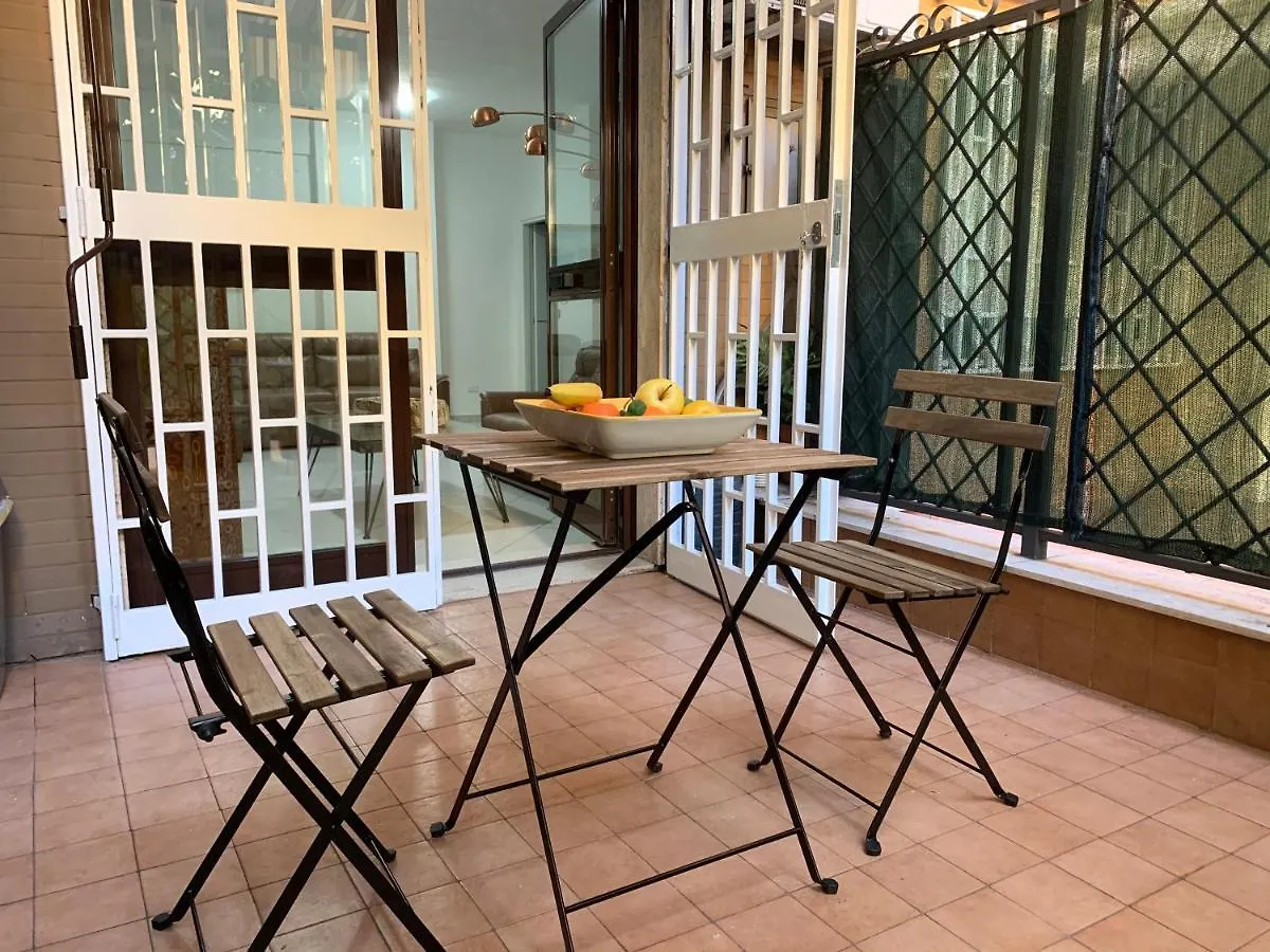 Apartment Cari Dei Home Naples